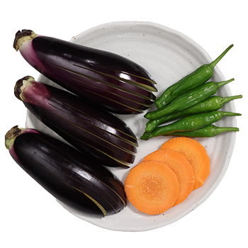 ナス飾り切り・人参輪切り・獅子唐